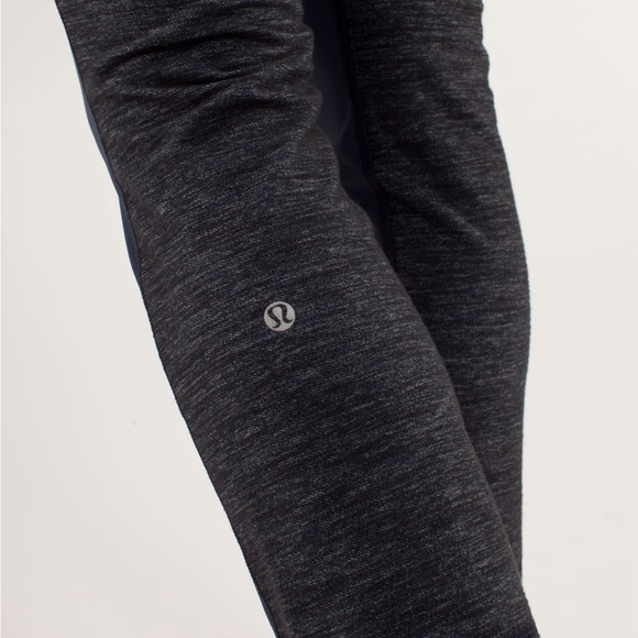 Lululemon Root Chakra Pant
Inkwell size 8 - Picture 7 of 16